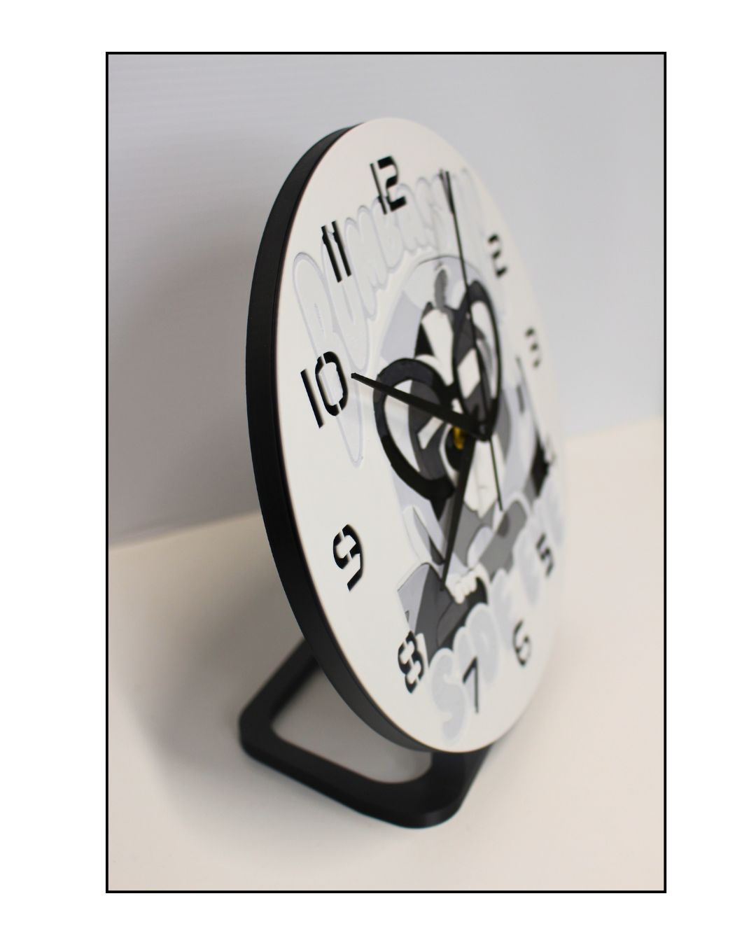 Bluey “Muffin” Bombastic Side Eye Square Clock | 3D Printed Kids Clock
